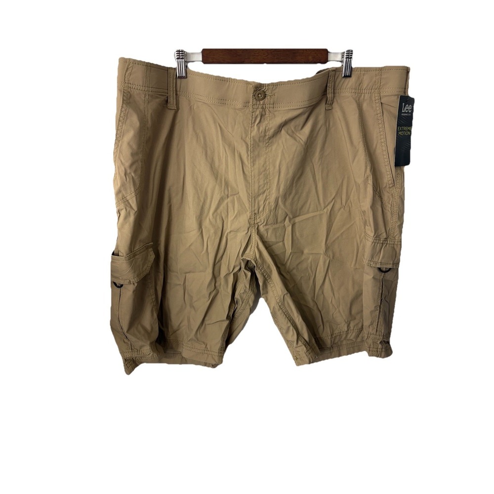 Lee Extreme Motion Cargo Shorts Mens 48x11 Khaki‎ Performance Stretch NEW - Picture 2 of 12